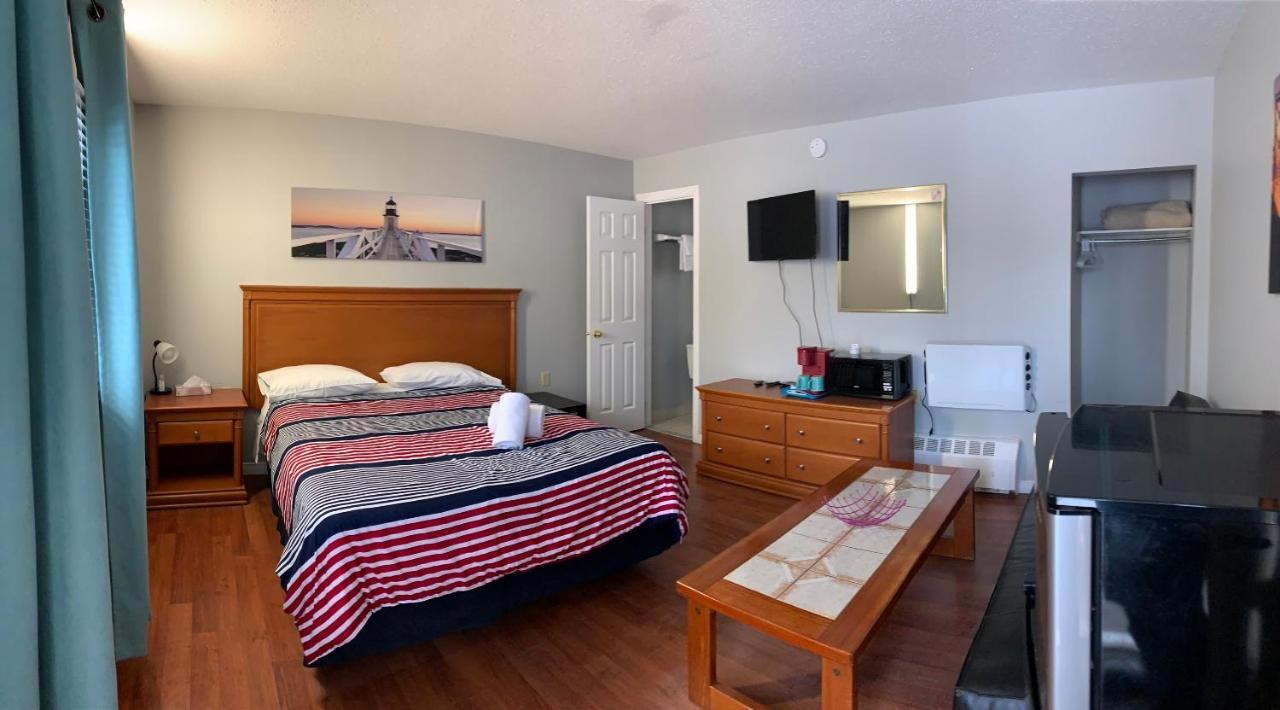 Wasaga Motel Inn วาซากาบีช ภายนอก รูปภาพ