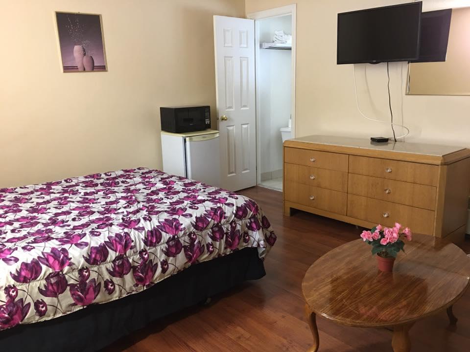 Wasaga Motel Inn วาซากาบีช ภายนอก รูปภาพ