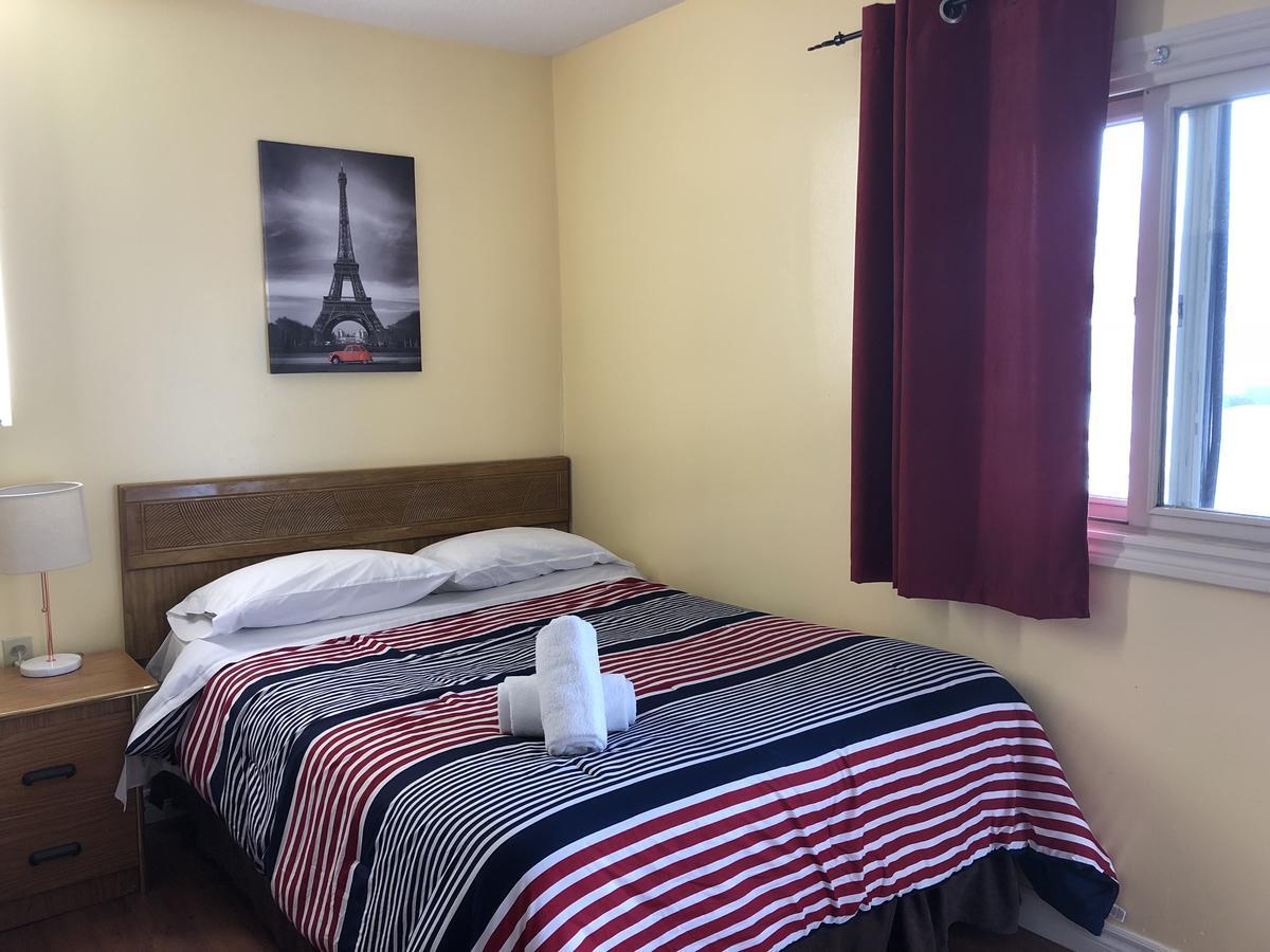 Wasaga Motel Inn วาซากาบีช ภายนอก รูปภาพ