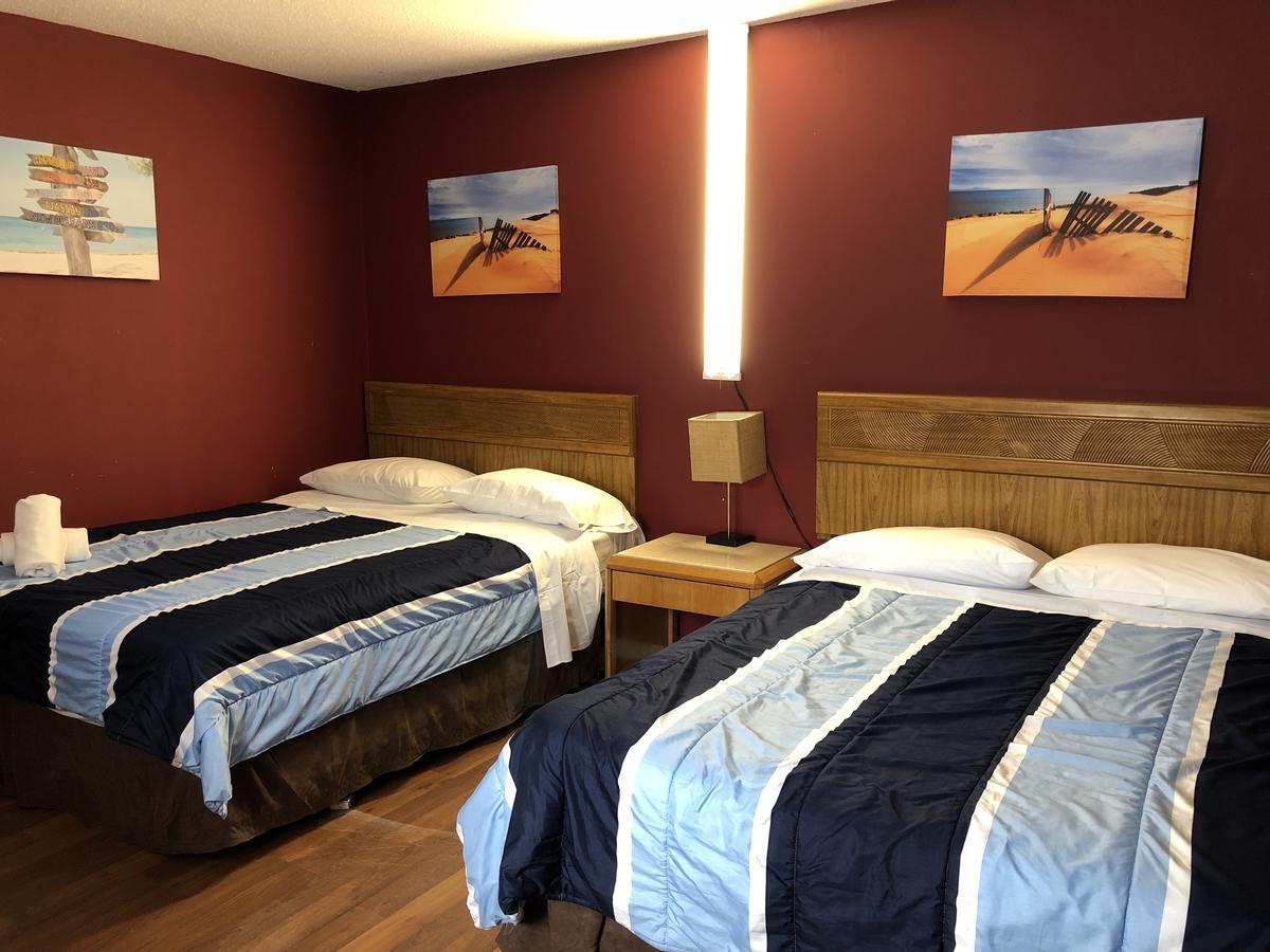 Wasaga Motel Inn วาซากาบีช ภายนอก รูปภาพ