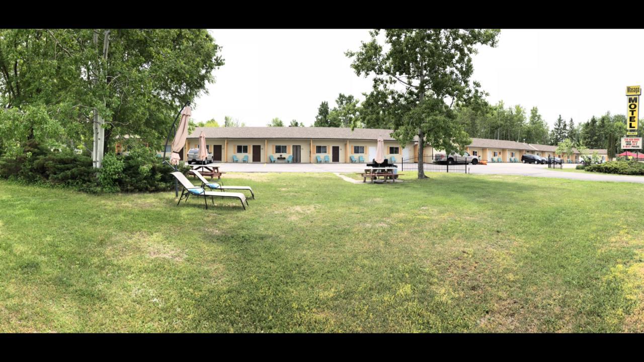 Wasaga Motel Inn วาซากาบีช ภายนอก รูปภาพ