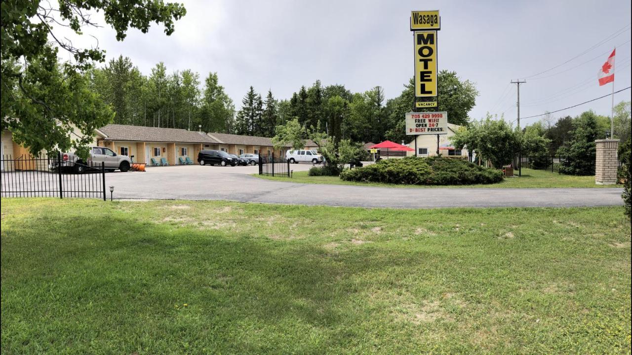 Wasaga Motel Inn วาซากาบีช ภายนอก รูปภาพ