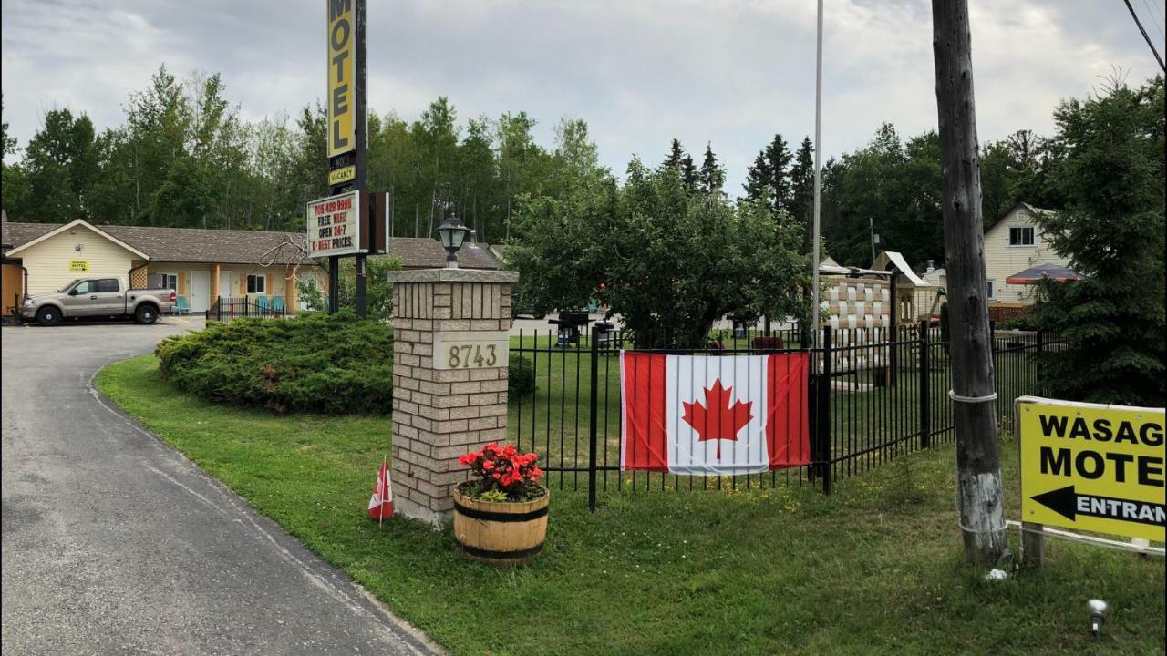 Wasaga Motel Inn วาซากาบีช ภายนอก รูปภาพ